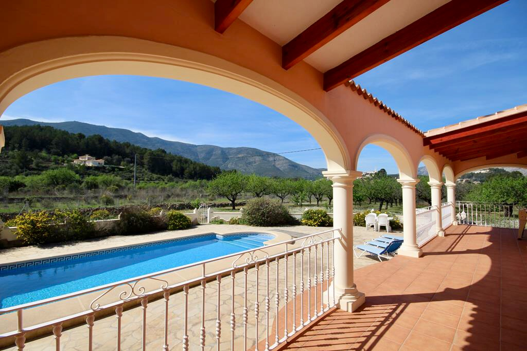 villa-for-sale-in-parcent-alicante